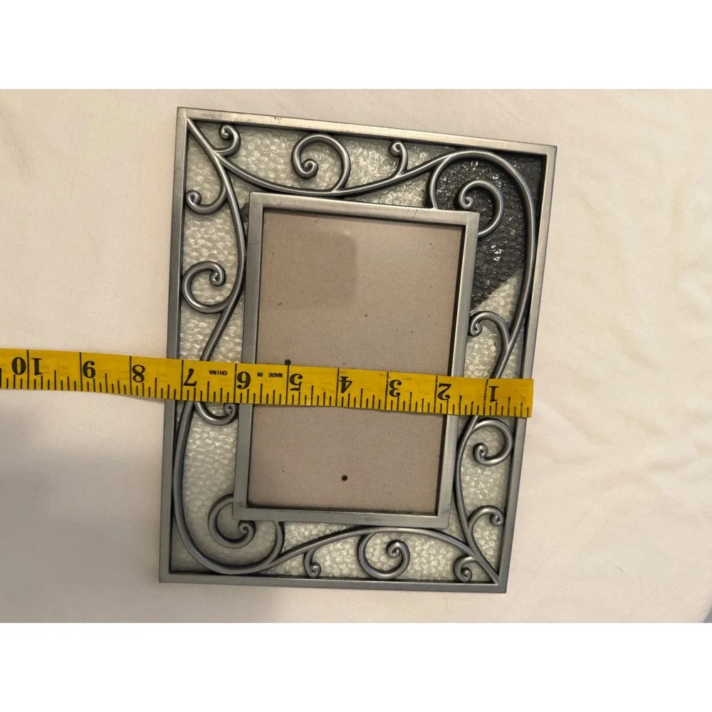 Fetco Silver Metal Scrollwork Picture Frame 4x6 Textured Glass Tabletop Wall